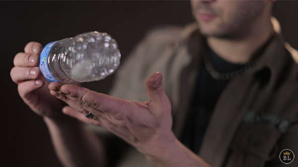 Hidden Hand (DVD and Gimmick) by Sean Fields - DVD - Got Magic?