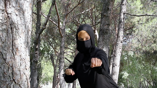 Kung Fu Foot (Gimmick and Online Instructions) by Héctor Mancha - Trick - Got Magic?