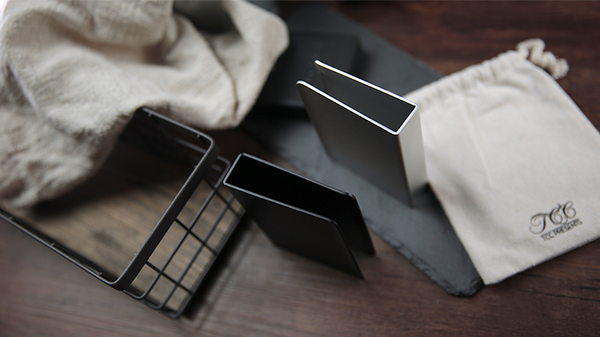 Basic Clip (Black) by TCC - Got Magic?